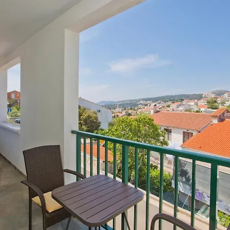 Art Deco Pape Hvar *